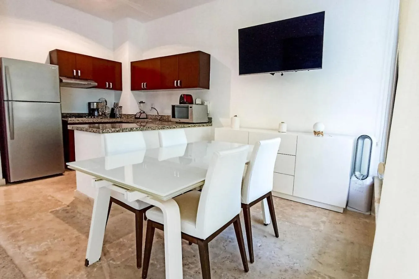 Quetzal Condos En Bahia Principe Residences Apartment